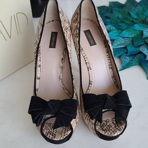 JOAN & DAVID Platform heels